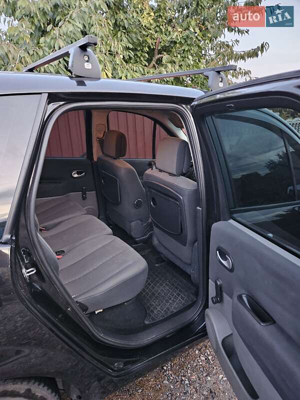 Минивэн Renault Scenic 2009 в Хороле