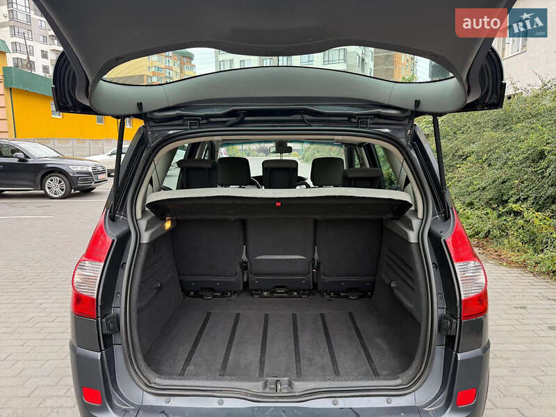 Минивэн Renault Scenic 2007 в Луцке фото 30 Минивэн Renault Scenic 2007 в Луцке