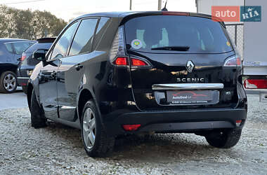 Минивэн Renault Scenic 2012 в 
