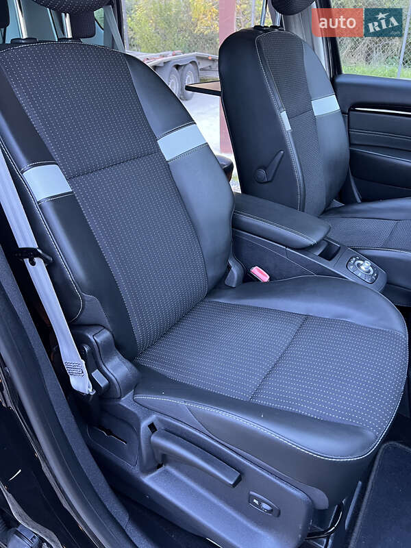 Минивэн Renault Scenic 2012 в Львове фото 31 Минивэн Renault Scenic 2012 в Львове