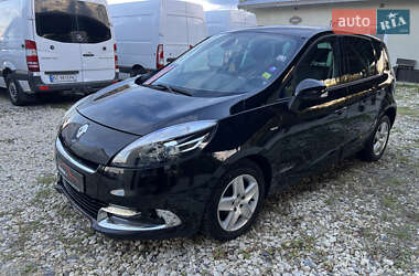 Минивэн Renault Scenic 2012 в 