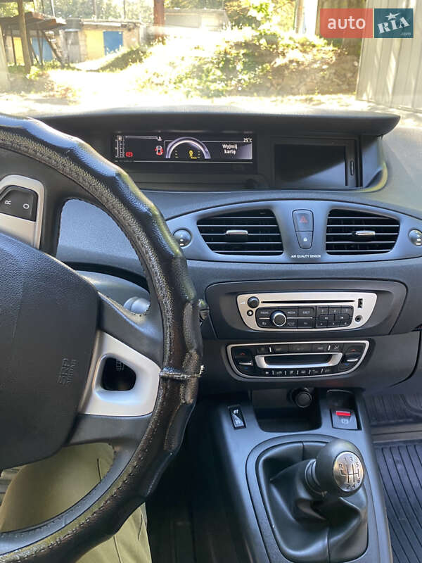 Универсал Renault Scenic 2012 в Днепре