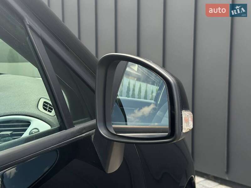 Минивэн Renault Scenic 2013 в Луцке