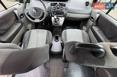 Минивэн Renault Scenic 2004 в 