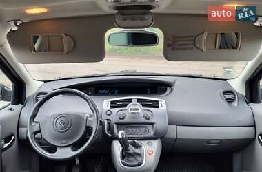 Минивэн Renault Scenic 2006 в 