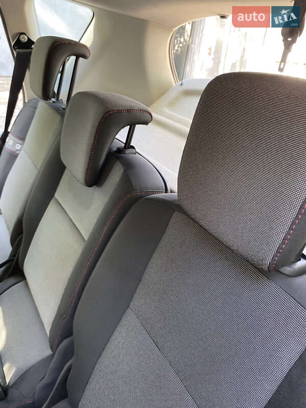 Универсал Renault Scenic 2012 в Днепре