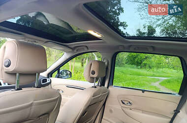 Минивэн Renault Scenic 2010 в 