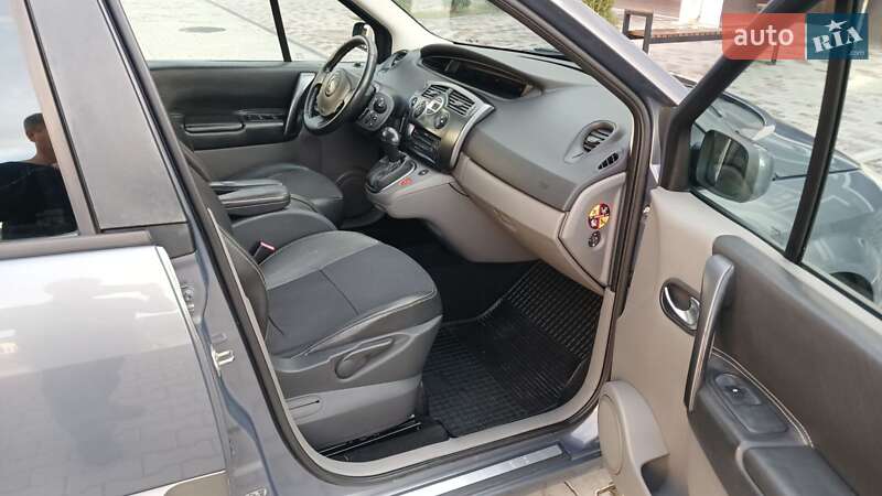 Минивэн Renault Scenic 2006 в Чернигове