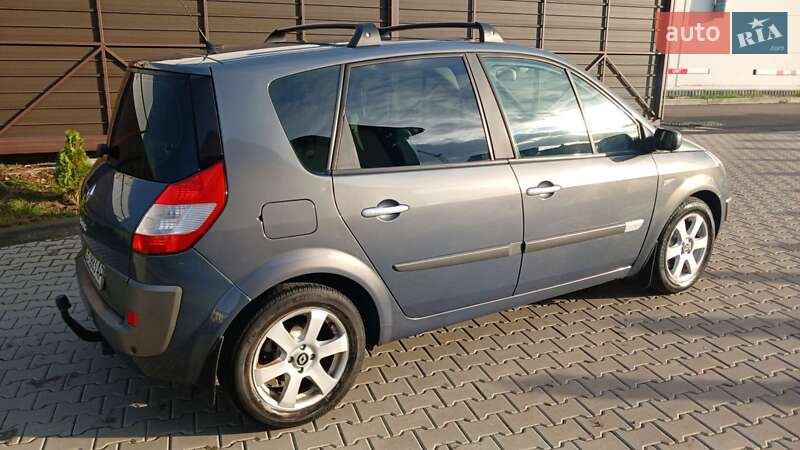 Минивэн Renault Scenic 2006 в Чернигове