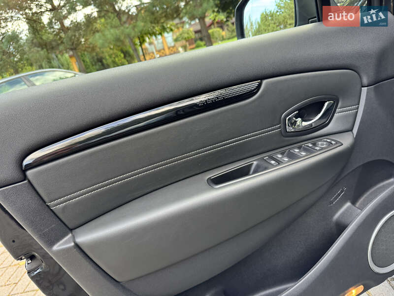 Минивэн Renault Scenic 2013 в Дрогобыче