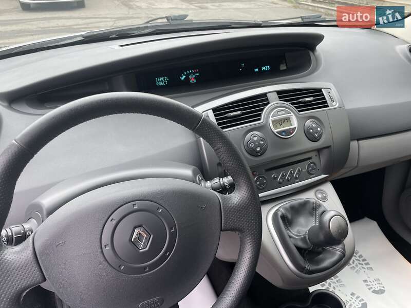 Минивэн Renault Scenic 2006 в Сумах