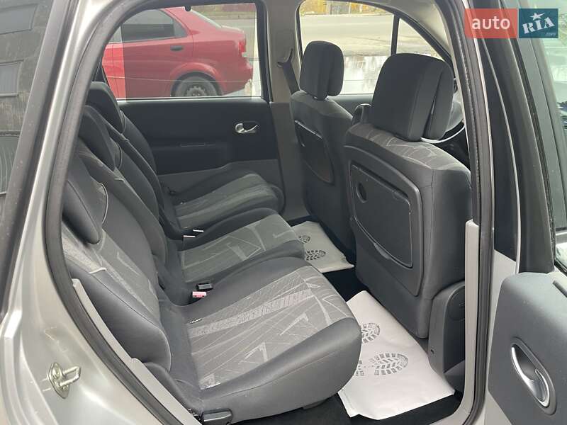 Минивэн Renault Scenic 2006 в Сумах