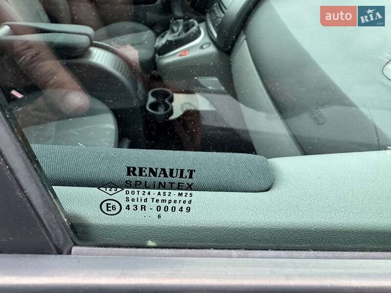 Минивэн Renault Scenic 2006 в Сумах