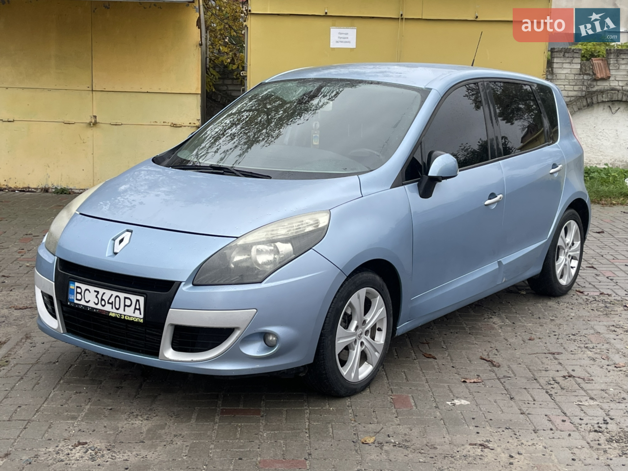 2010 Renault Scenic - мініатюра 23