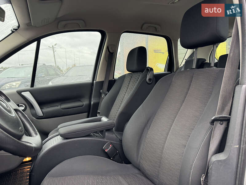 Минивэн Renault Scenic 2008 в Стрые