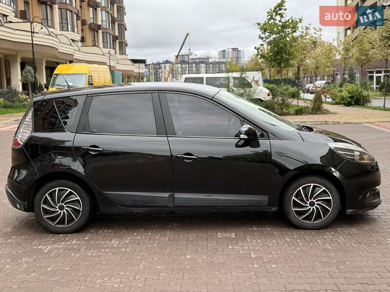 Минивэн Renault Scenic 2012 в Киеве
