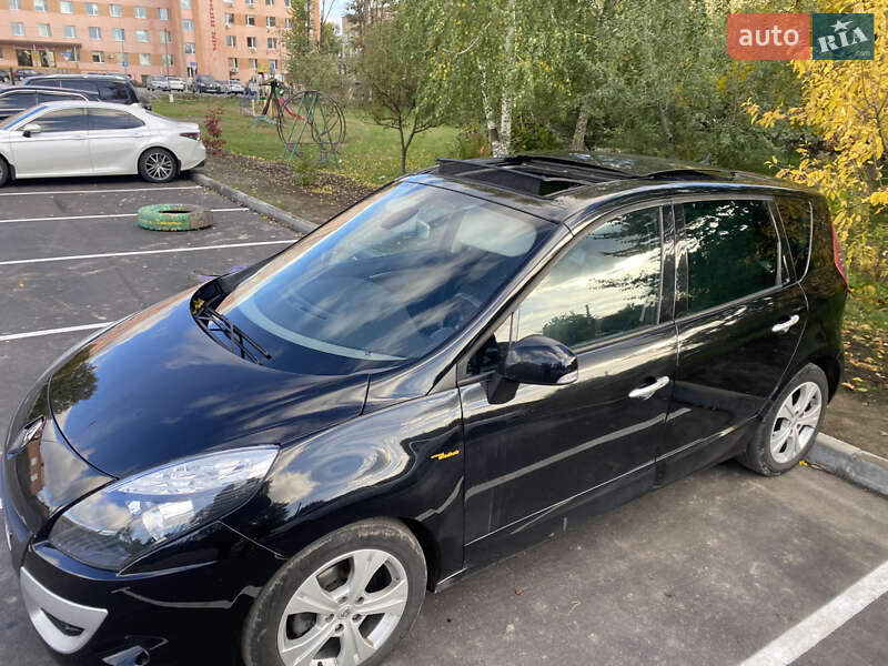 Минивэн Renault Scenic 2010 в Виннице