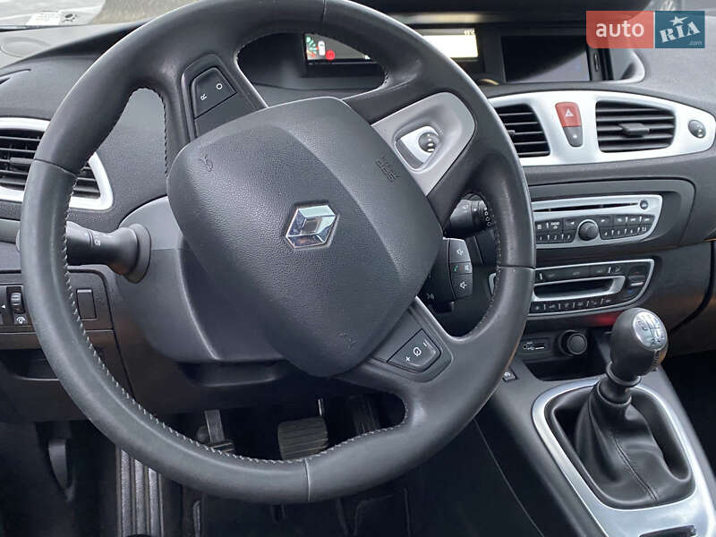 Минивэн Renault Scenic 2010 в Виннице