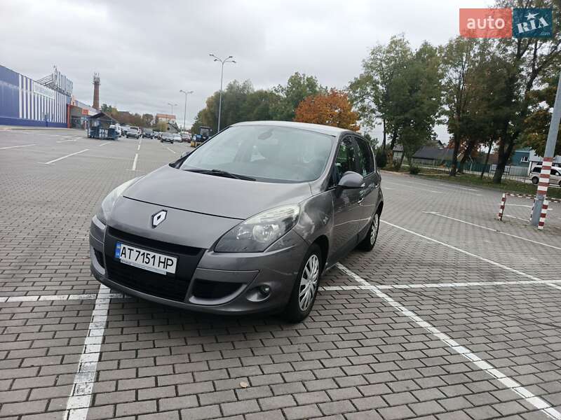 Минивэн Renault Scenic 2010 в Коломые