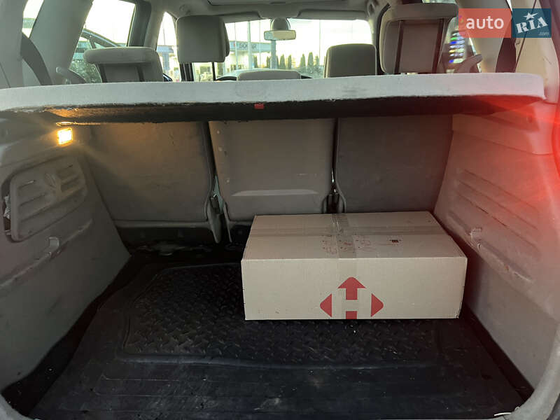 Минивэн Renault Scenic 2006 в Львове