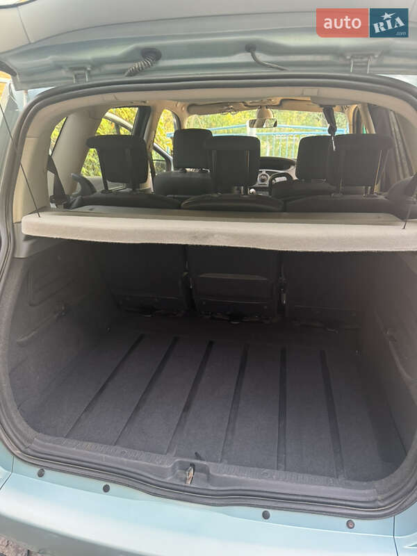 Минивэн Renault Scenic 2007 в Ровно