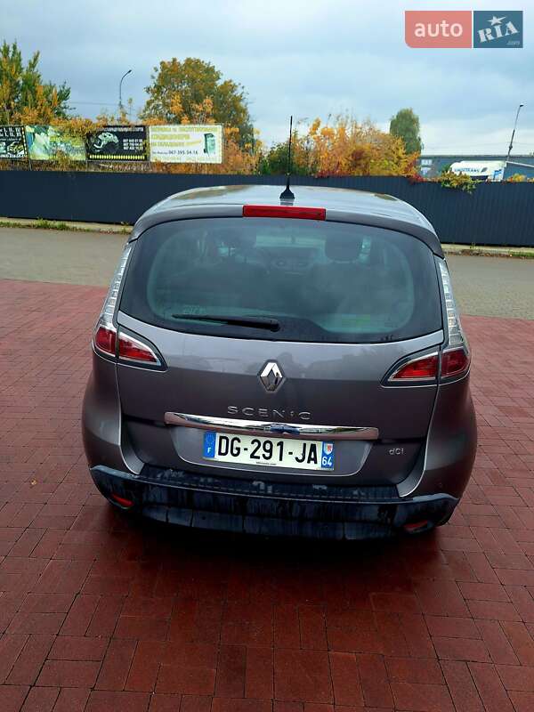 Минивэн Renault Scenic 2014 в Ровно