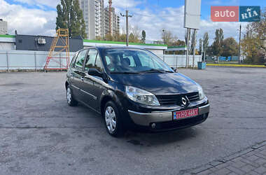Минивэн Renault Scenic 2006 в 