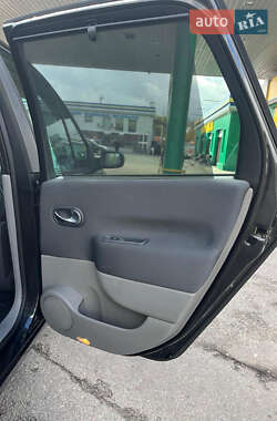Минивэн Renault Scenic 2006 в 