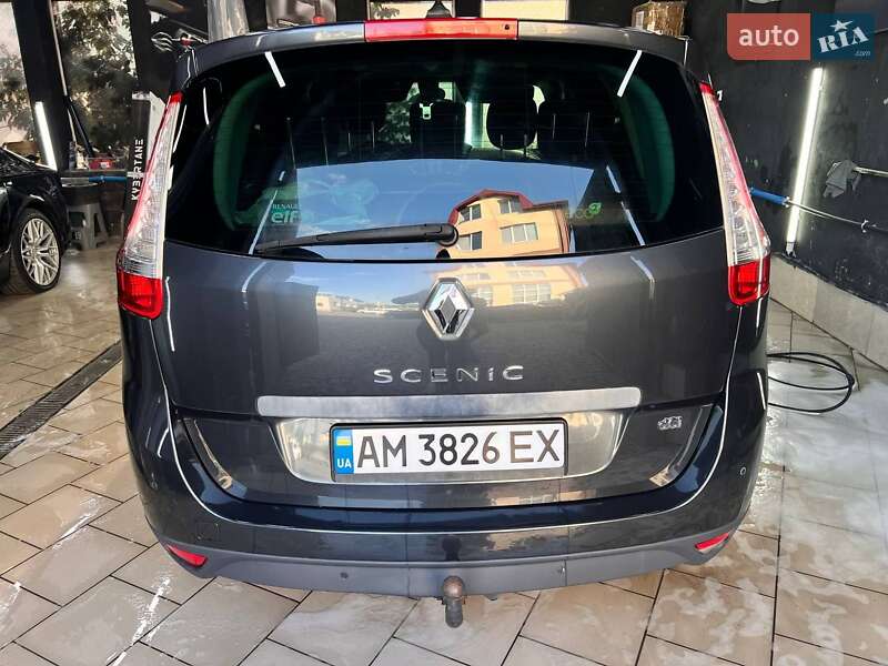 Мінівен Renault Scenic 2010 в Житомирі