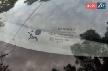 Минивэн Renault Scenic 2010 в 
