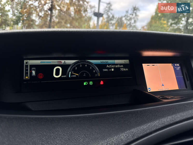 Минивэн Renault Scenic 2010 в Буче