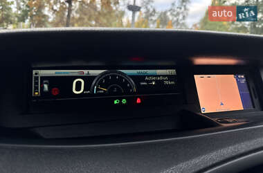 Минивэн Renault Scenic 2010 в 