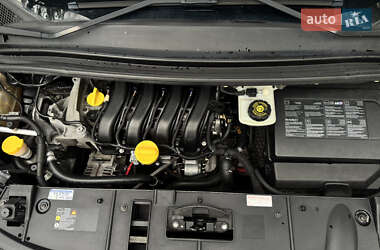 Минивэн Renault Scenic 2010 в 