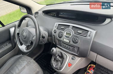 Минивэн Renault Scenic 2006 в 
