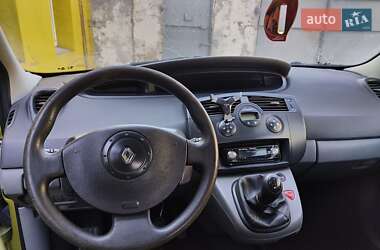 Минивэн Renault Scenic 2005 в 