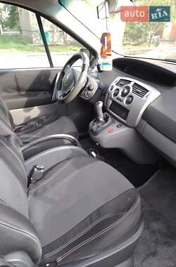 Мінівен Renault Scenic 2005 в Кілії