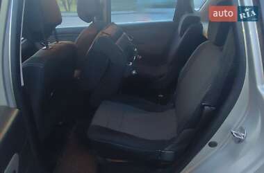 Минивэн Renault Scenic 2011 в 