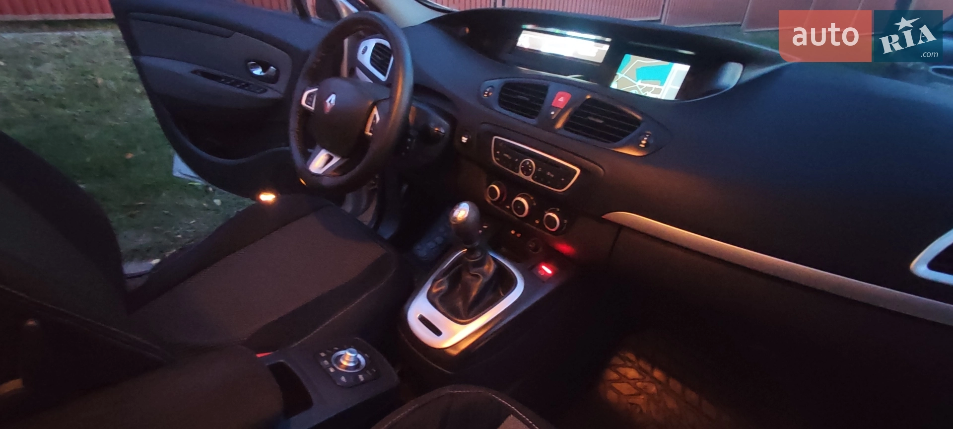 2011 Renault Scenic - мініатюра 58