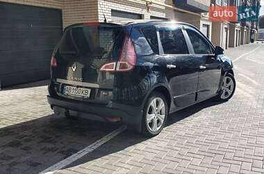 Минивэн Renault Scenic 2011 в 