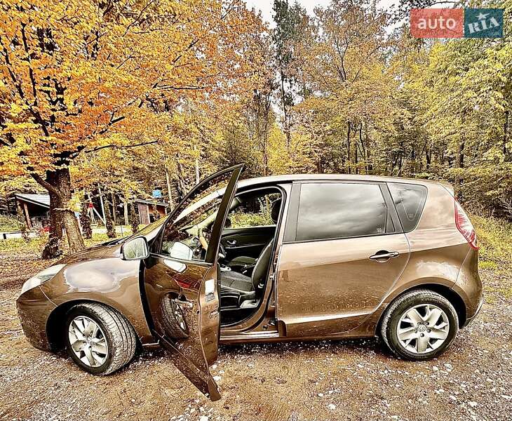 Минивэн Renault Scenic 2011 в Тернополе фото 8 Минивэн Renault Scenic 2011 в Тернополе