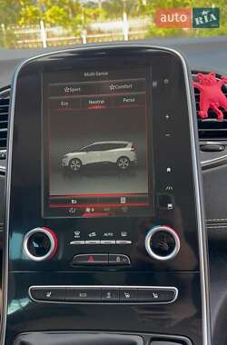 Мінівен Renault Scenic 2017 в  фото 35 Мінівен Renault Scenic 2017 в
