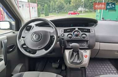 Минивэн Renault Scenic 2006 в 
