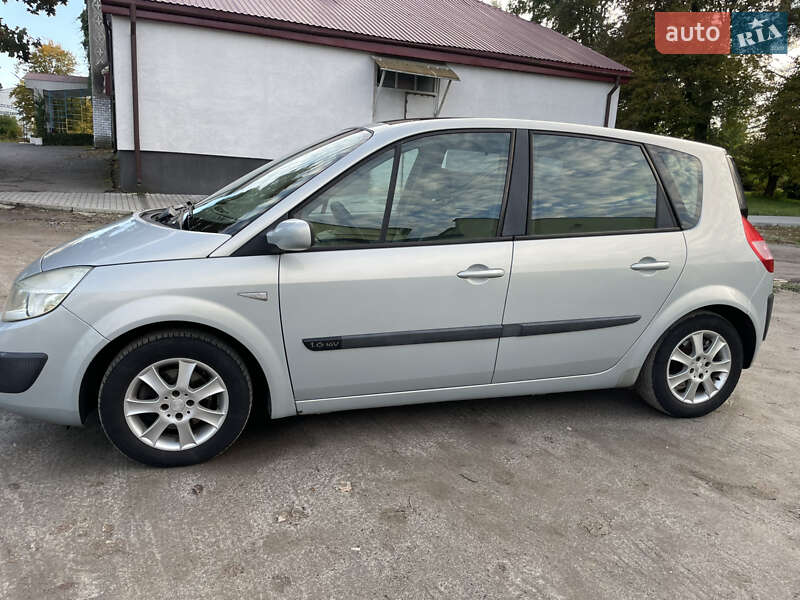 Минивэн Renault Scenic 2004 в Красилове
