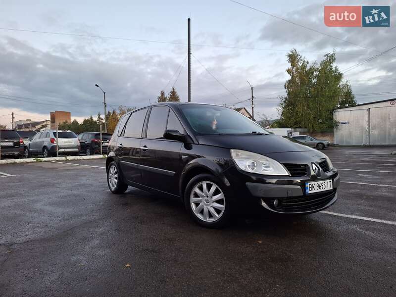 Минивэн Renault Scenic 2006 в 