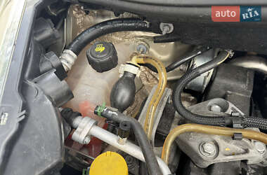 Минивэн Renault Scenic 2010 в 