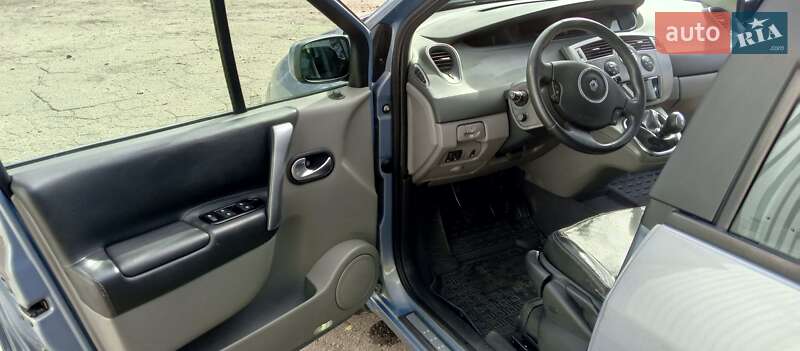 Минивэн Renault Scenic 2006 в Николаеве фото 25 Минивэн Renault Scenic 2006 в Николаеве