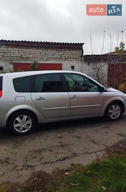 Минивэн Renault Scenic 2009 в 