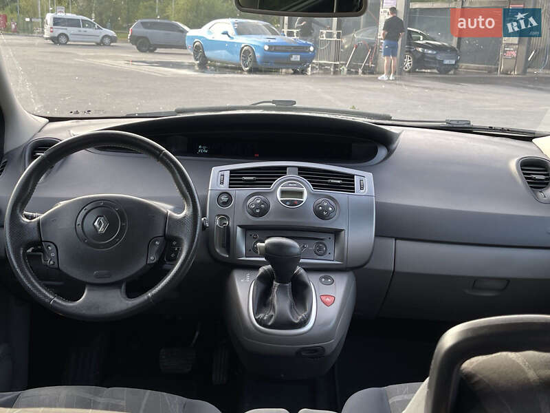 Минивэн Renault Scenic 2005 в Надворной