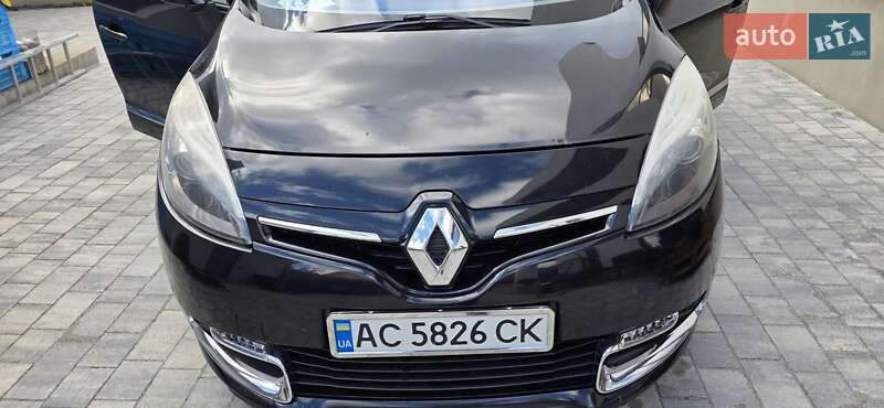 Минивэн Renault Scenic 2015 в Луцке