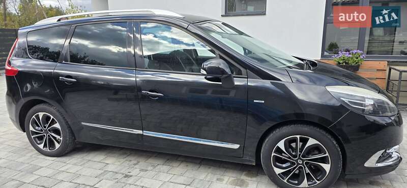 Минивэн Renault Scenic 2015 в Луцке
